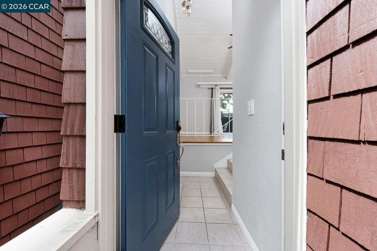 238 Thistle Cir - Photo 3 of 29