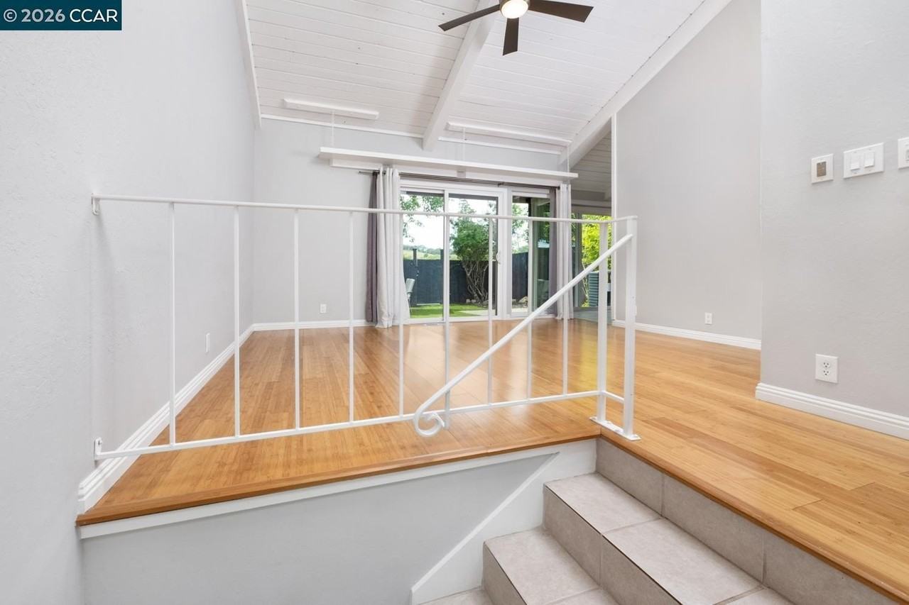 238 Thistle Cir - Photo 4 of 29