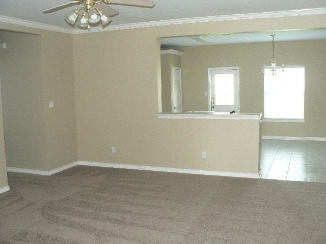 6541 Fenwick Dr - Photo 2 of 9