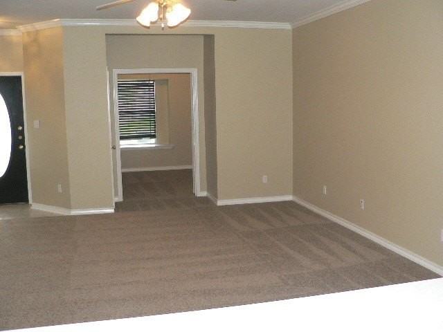 6541 Fenwick Dr - Photo 6 of 9