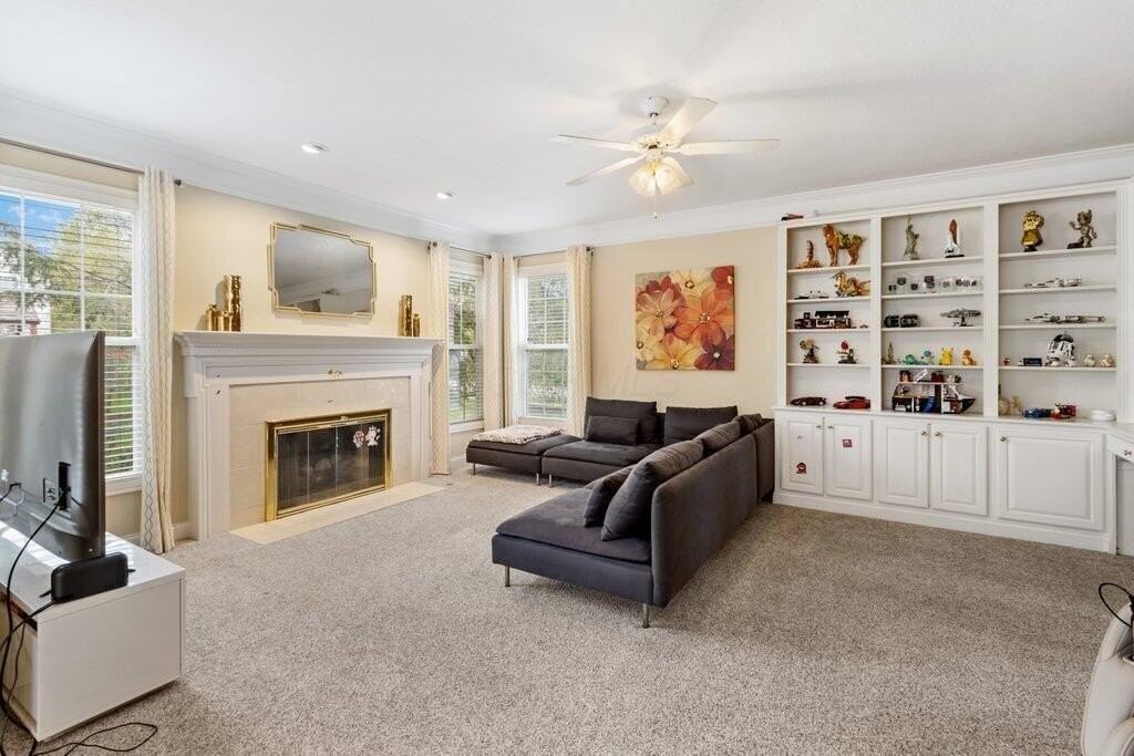 5173 Claridge Dr - Photo 4 of 29