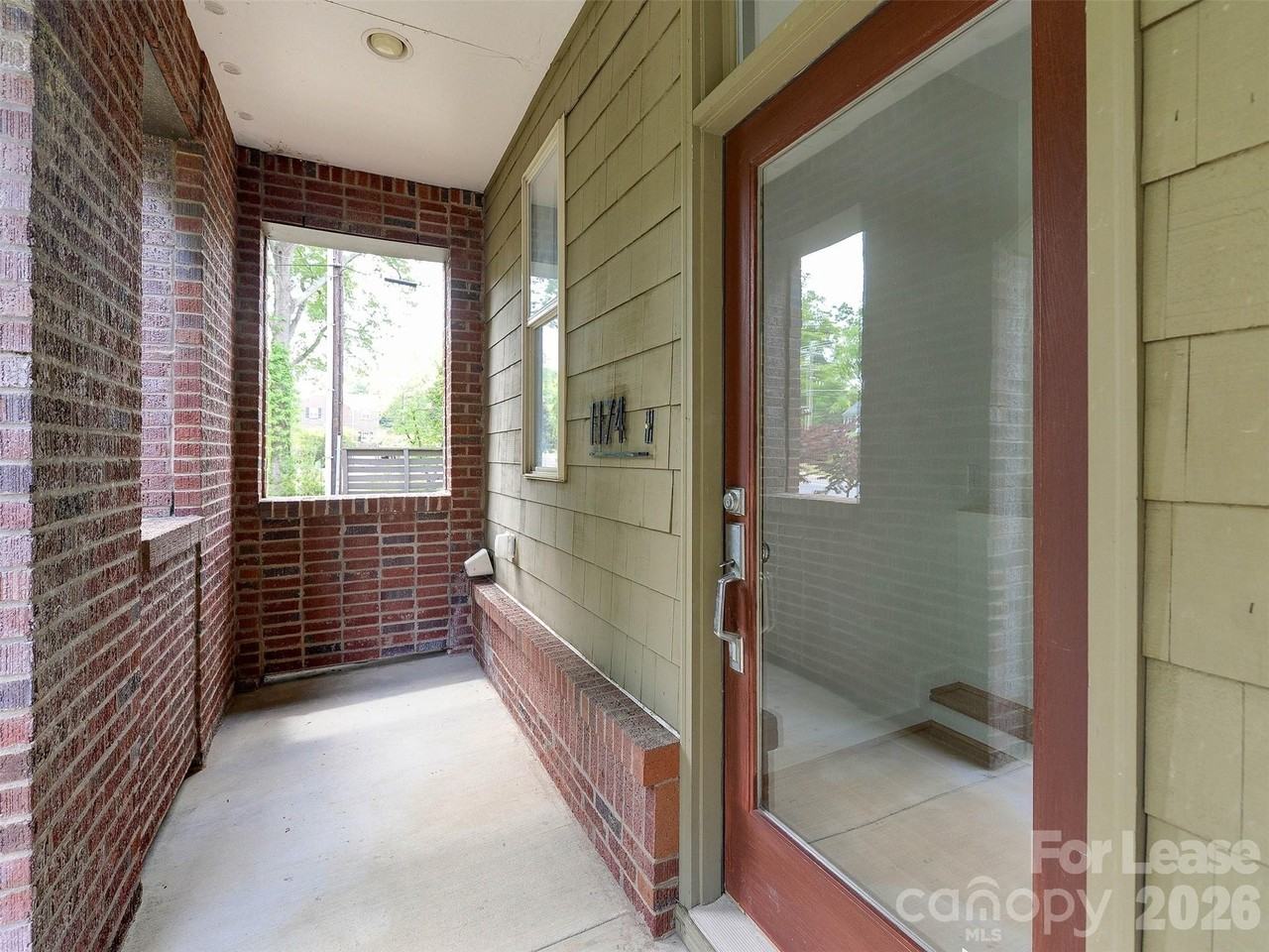 1174 Park West Dr - Photo 3 of 46