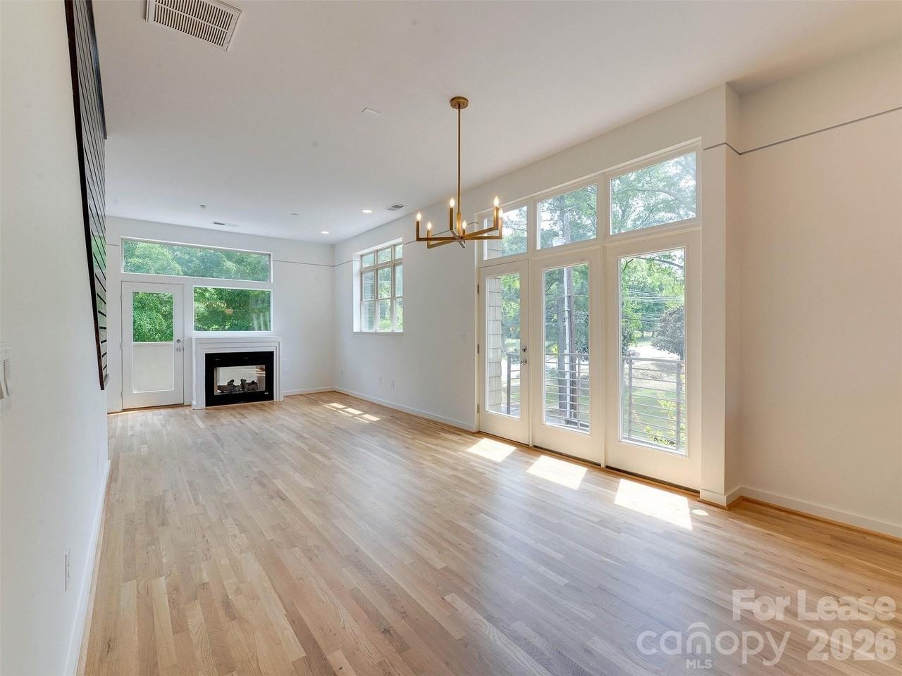 1174 Park West Dr - Photo 5 of 46