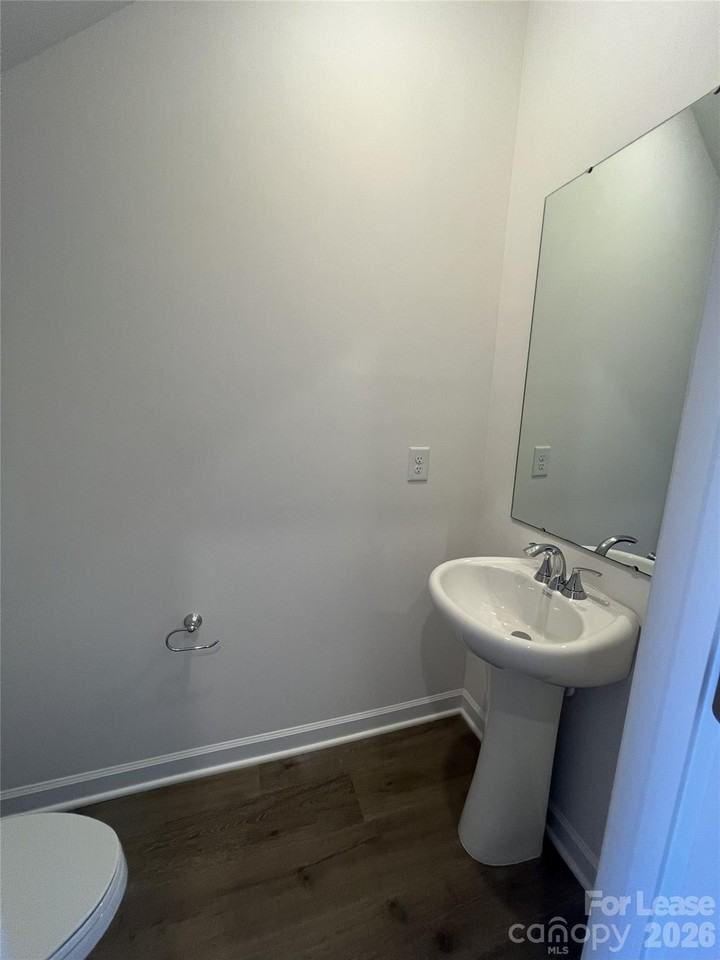 1500 31st St Ne - Photo 5 of 17