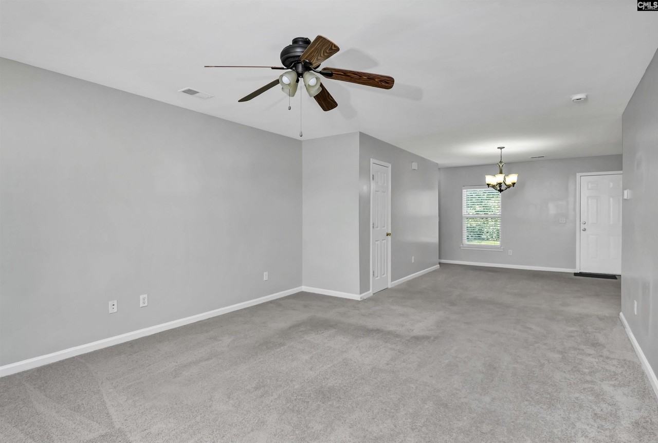 141 Wigmore Ln - Photo 6 of 39
