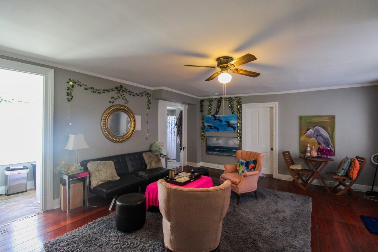 25 George St #C - Photo 2 of 11