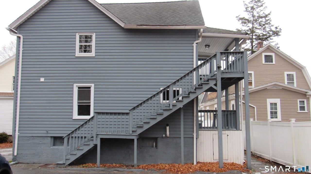 17 Woodbine St - Photo 3 of 25