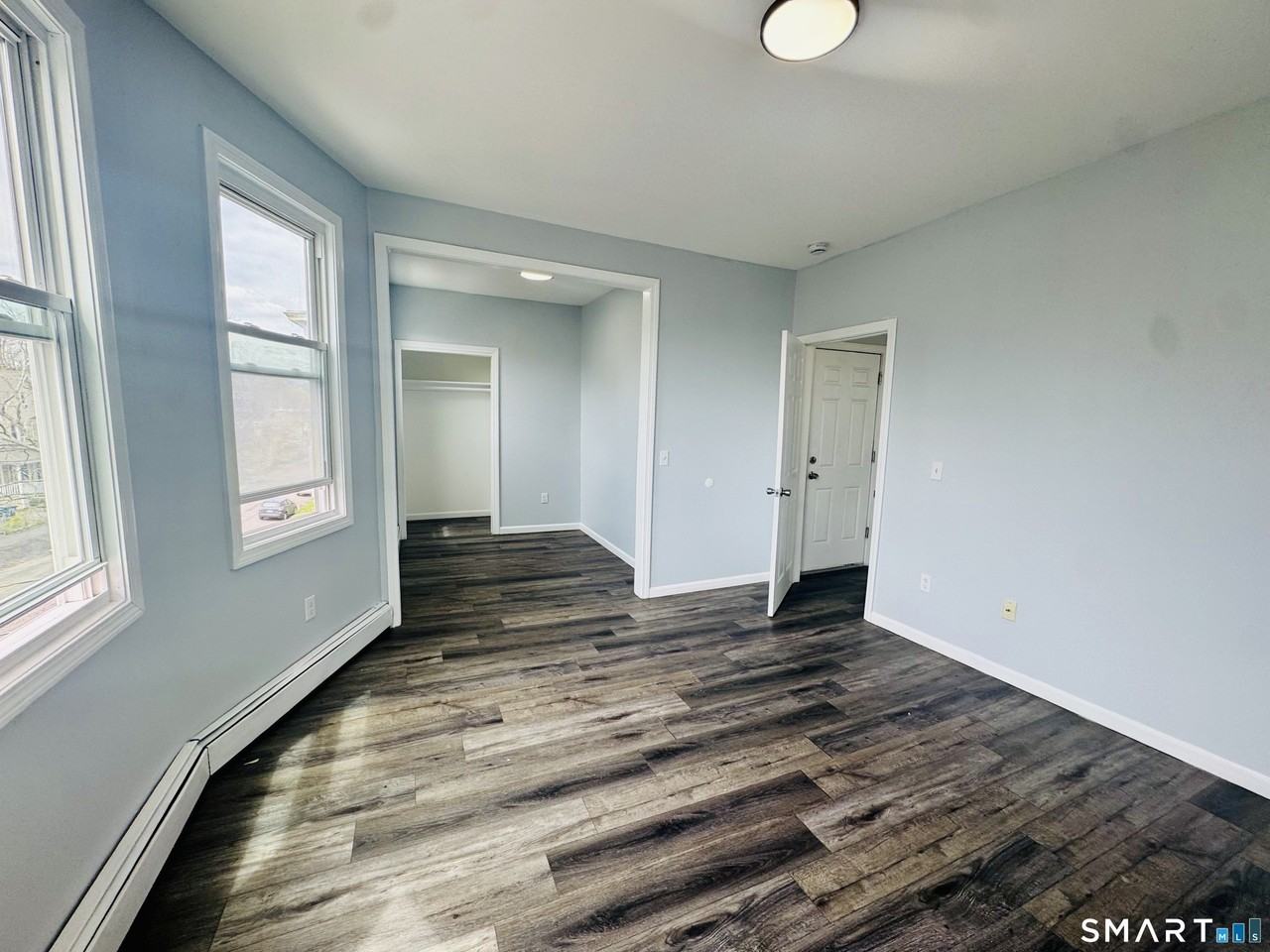 898 Hancock Ave #3 - Photo 3 of 12