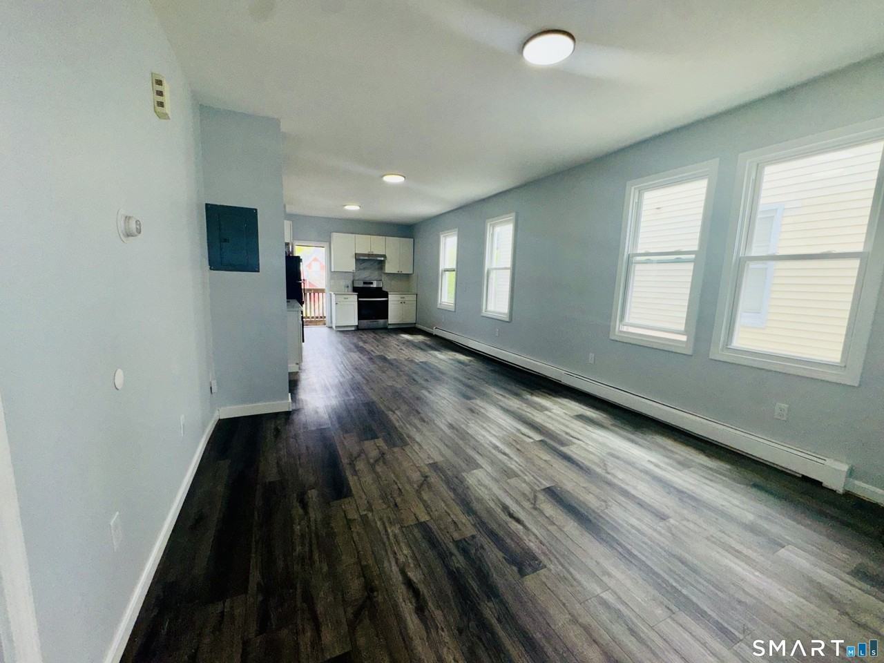 898 Hancock Ave #3 - Photo 4 of 12