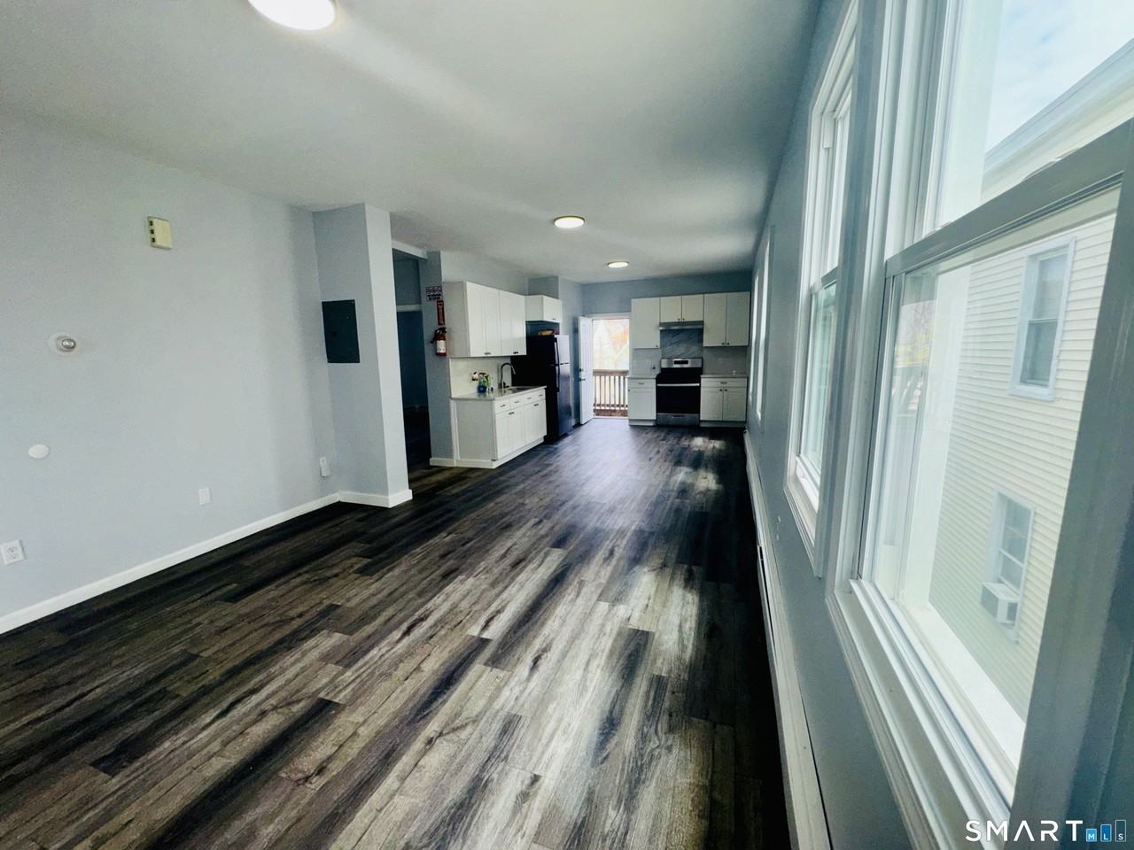 898 Hancock Ave #3 - Photo 5 of 12