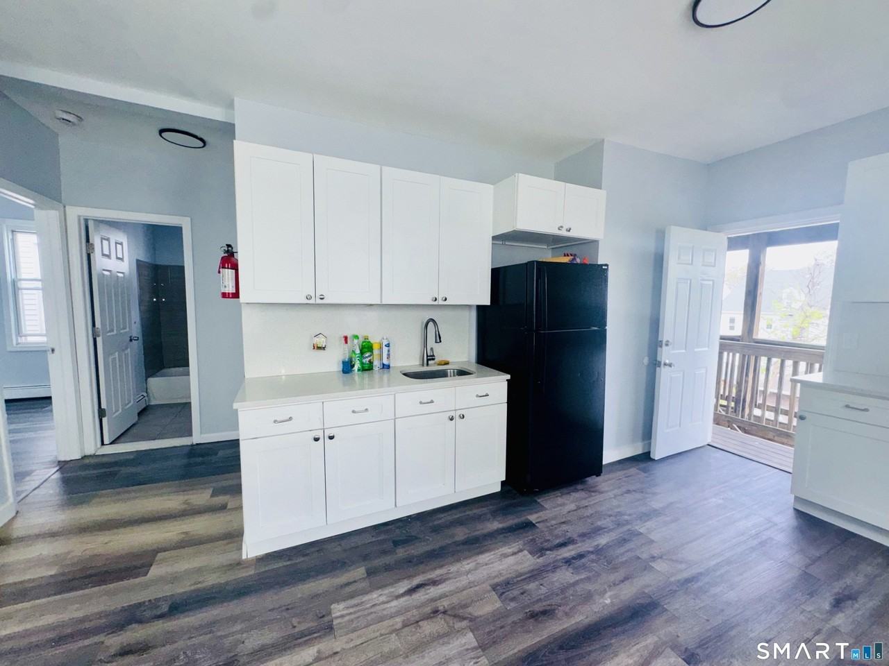 898 Hancock Ave #3 - Photo 6 of 12