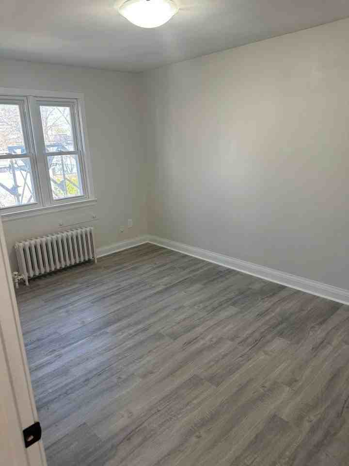 24 Gale Cres - Photo 4 of 8
