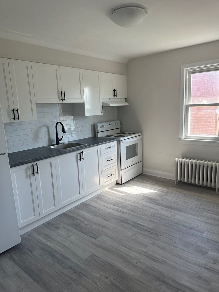24 Gale Cres - Photo 7 of 8