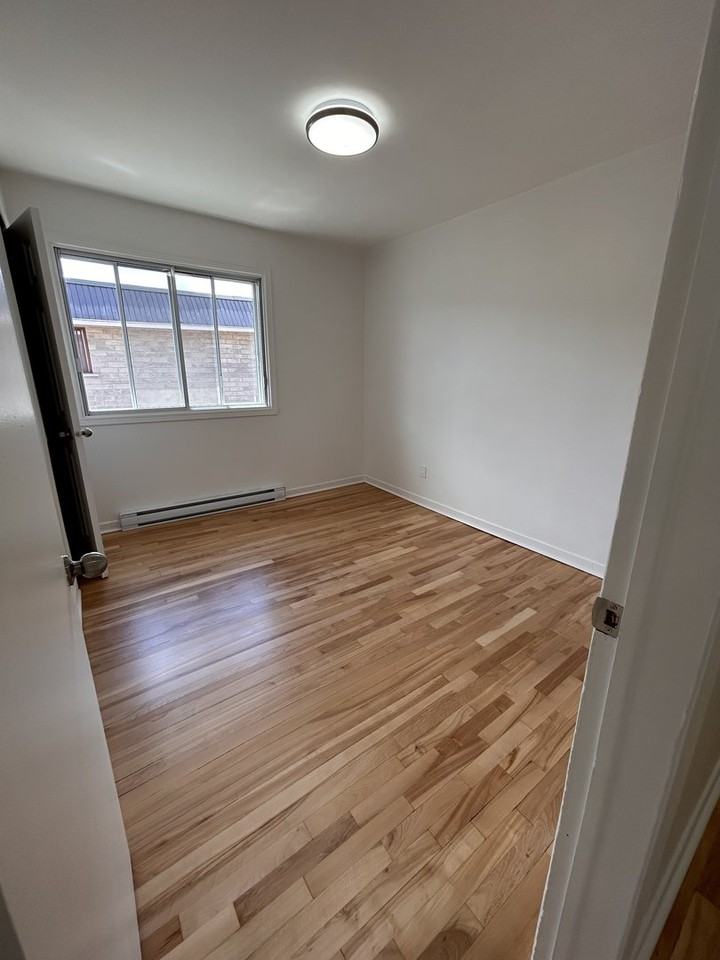 4632 Rue Bourdages - Photo 7 of 24