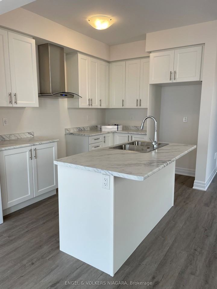 9266 Griffon Street - Photo 2 of 14