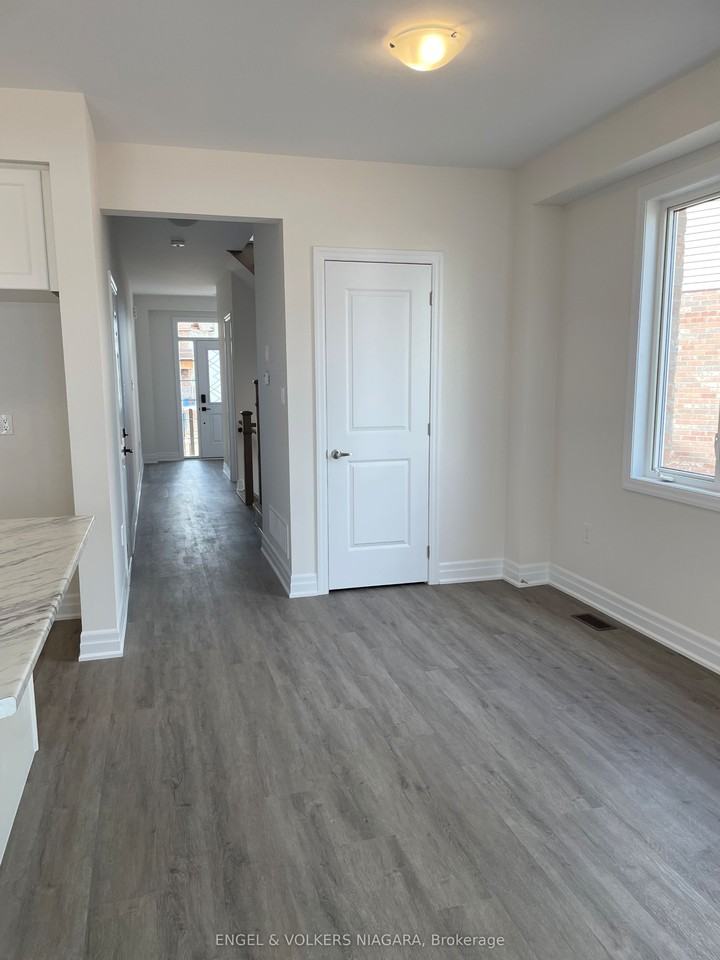 9266 Griffon Street - Photo 6 of 14