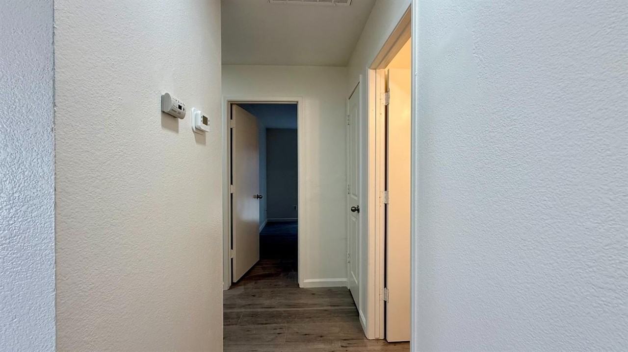 2447 Knowlwood Dr - Photo 3 of 13