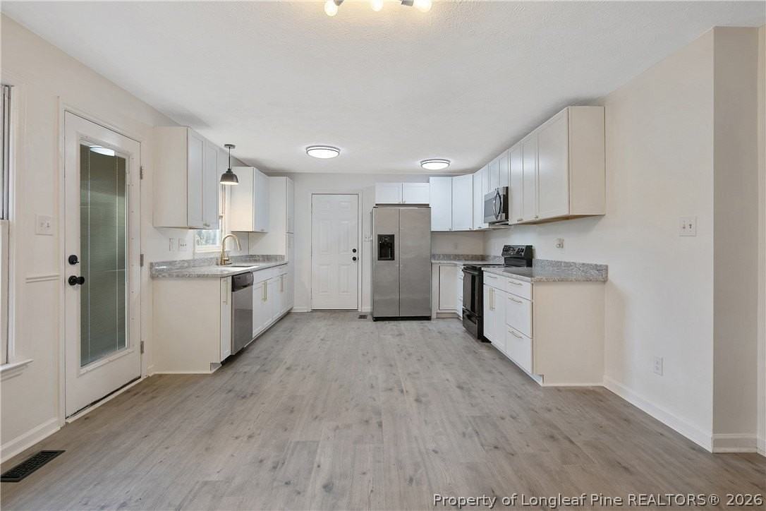 205 Brookford Ct - Photo 7 of 17