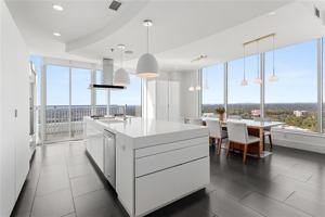 featured image of 3338 Peachtree Rd Ne #3501