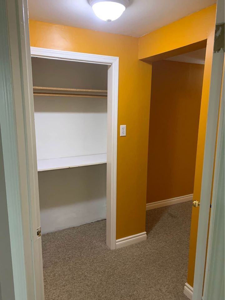 215 Trader Cres Lowr - Photo 5 of 17