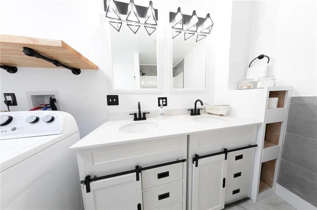 406 7th Ter #1 - Photo 6 of 15