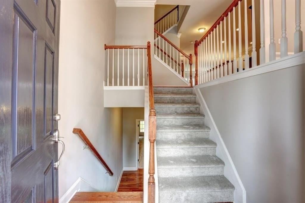12820 Doe Dr - Photo 4 of 25