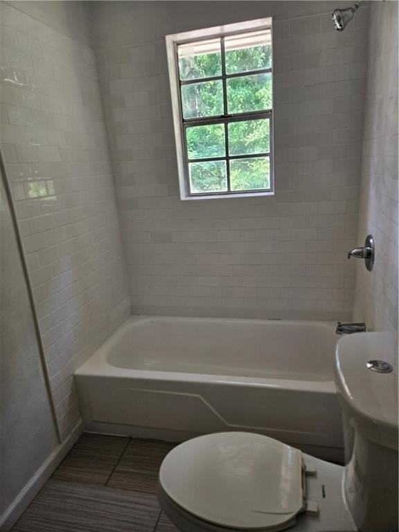 340 West Ave - Photo 3 of 7