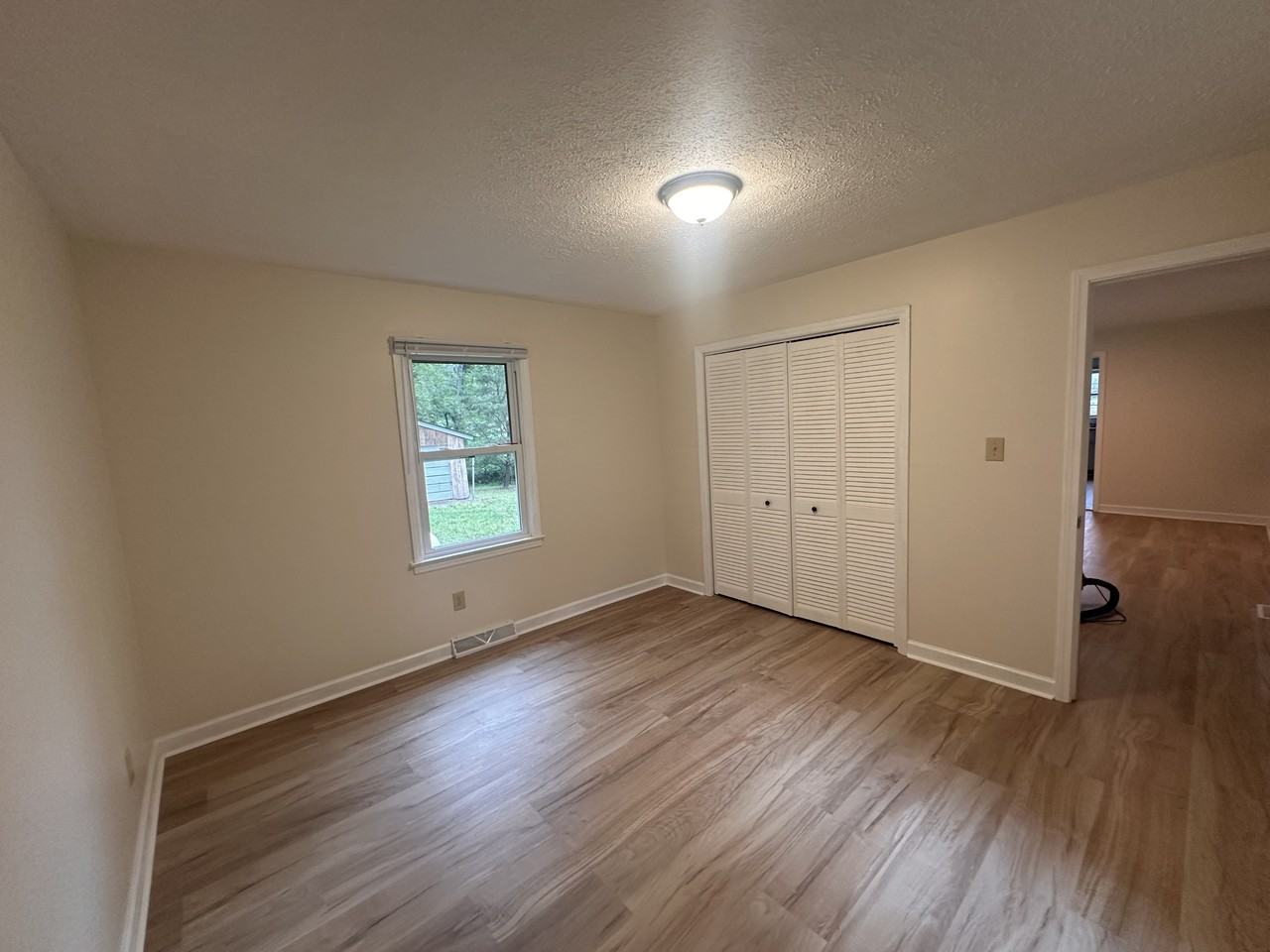 5256 Irish Rd #1 - Photo 3 of 17