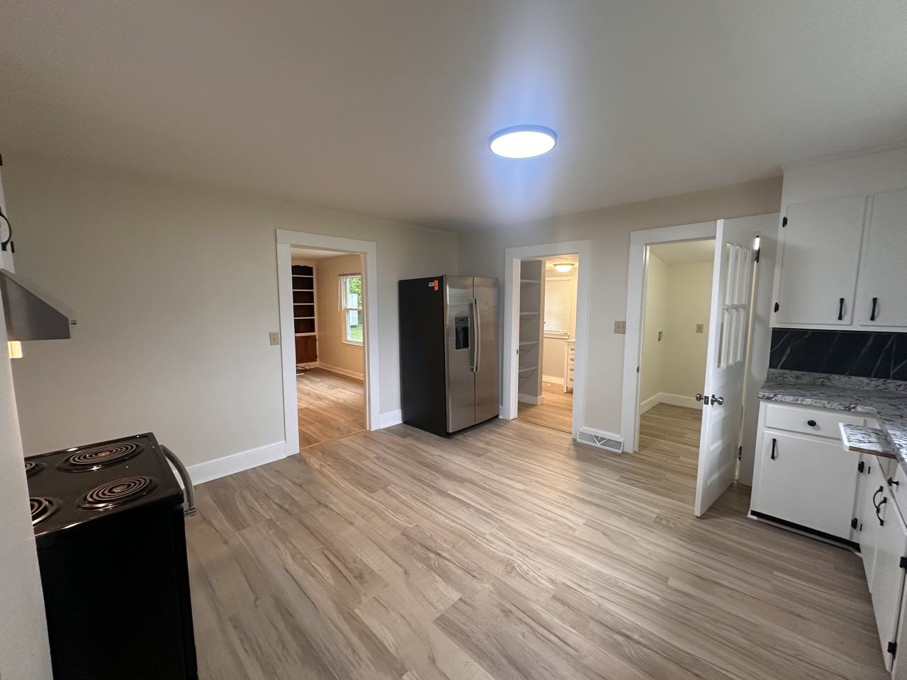 5256 Irish Rd #1 - Photo 6 of 17