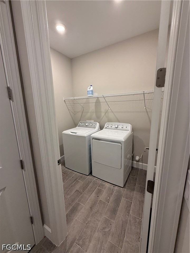 107 Sw 34th Pl - Photo 4 of 26
