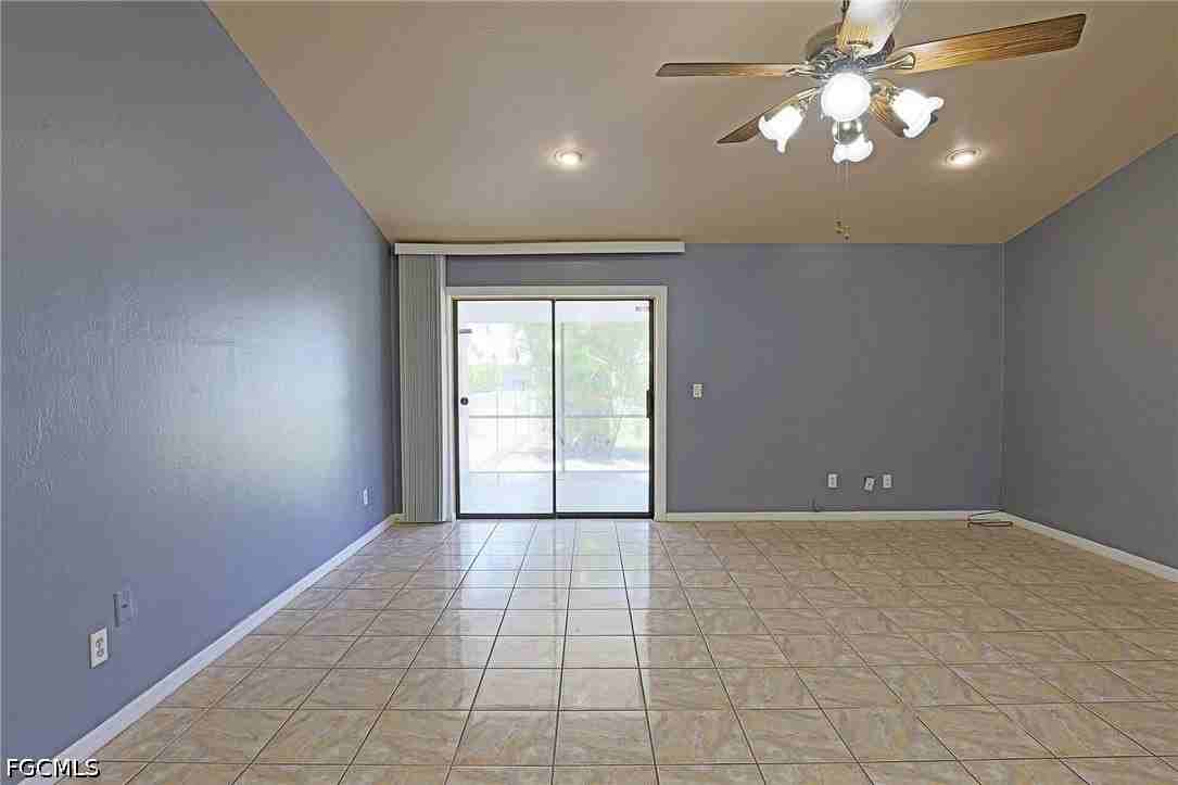 3818 Sw 7th Pl - Photo 5 of 17