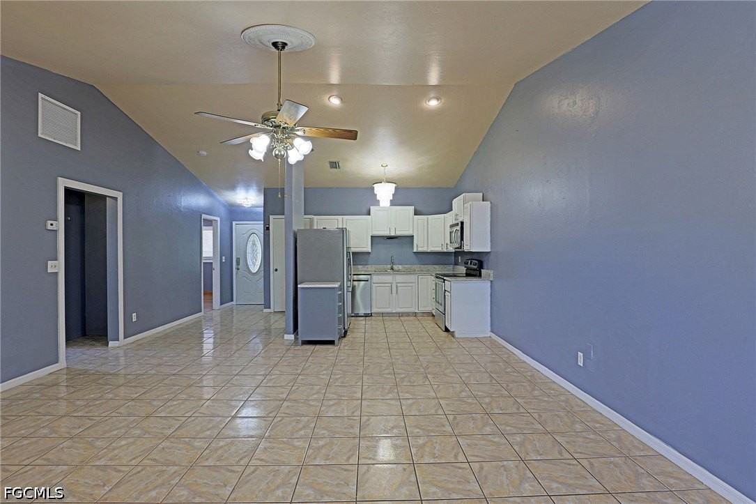 3818 Sw 7th Pl - Photo 7 of 17