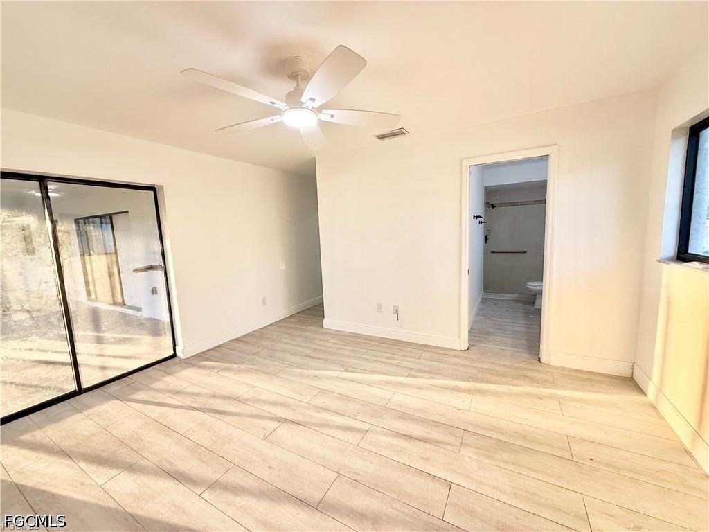 1420 Se 19th St - Photo 3 of 10