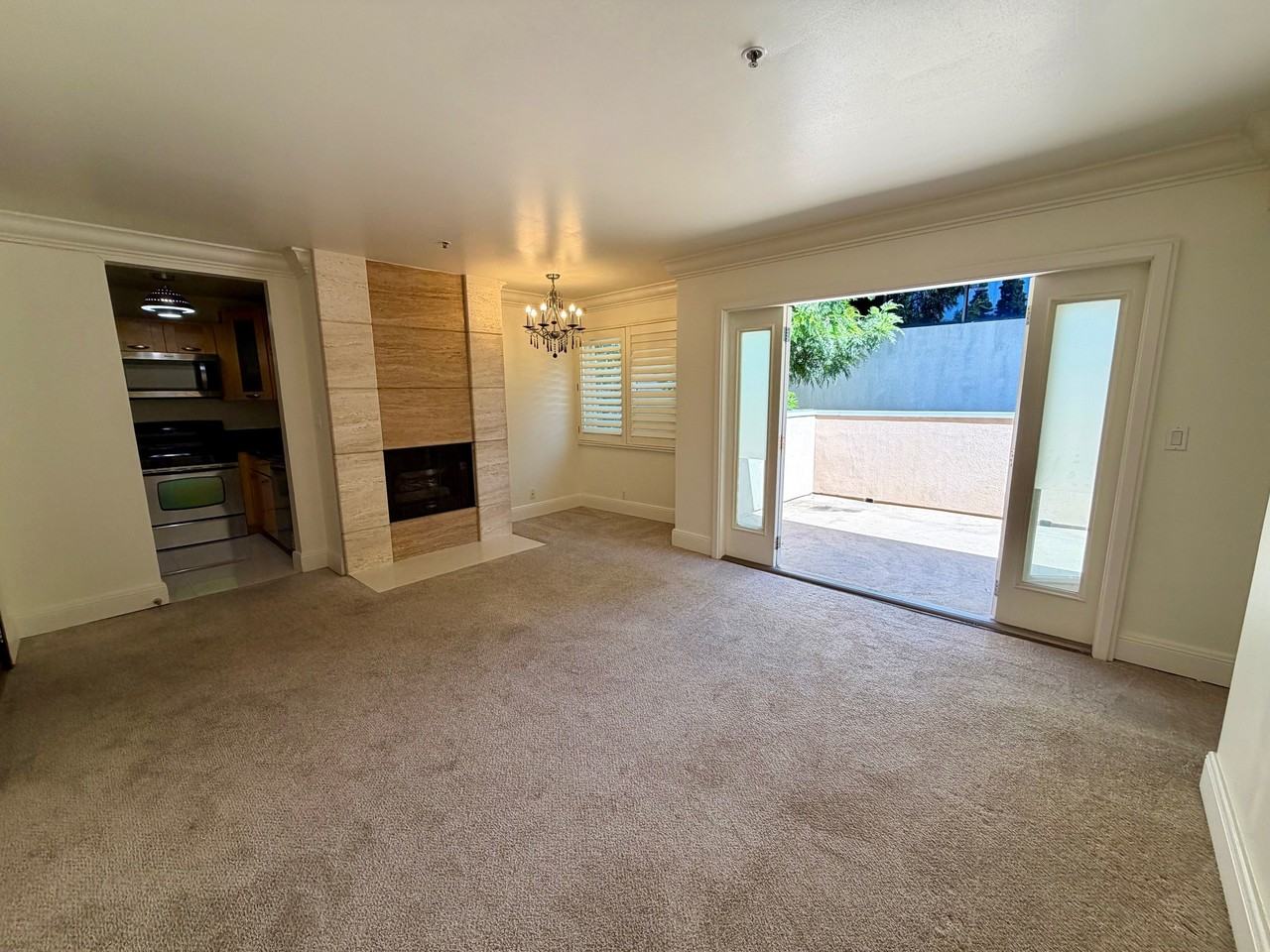 120 S Mentor Ave #304 - Photo 2 of 11