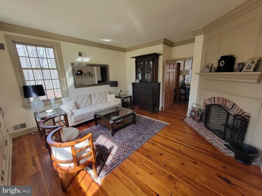 14 Barberry Ln - Photo 6 of 33