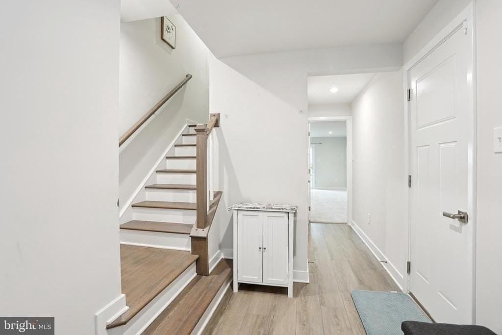 47 Rosemary Way - Photo 7 of 48