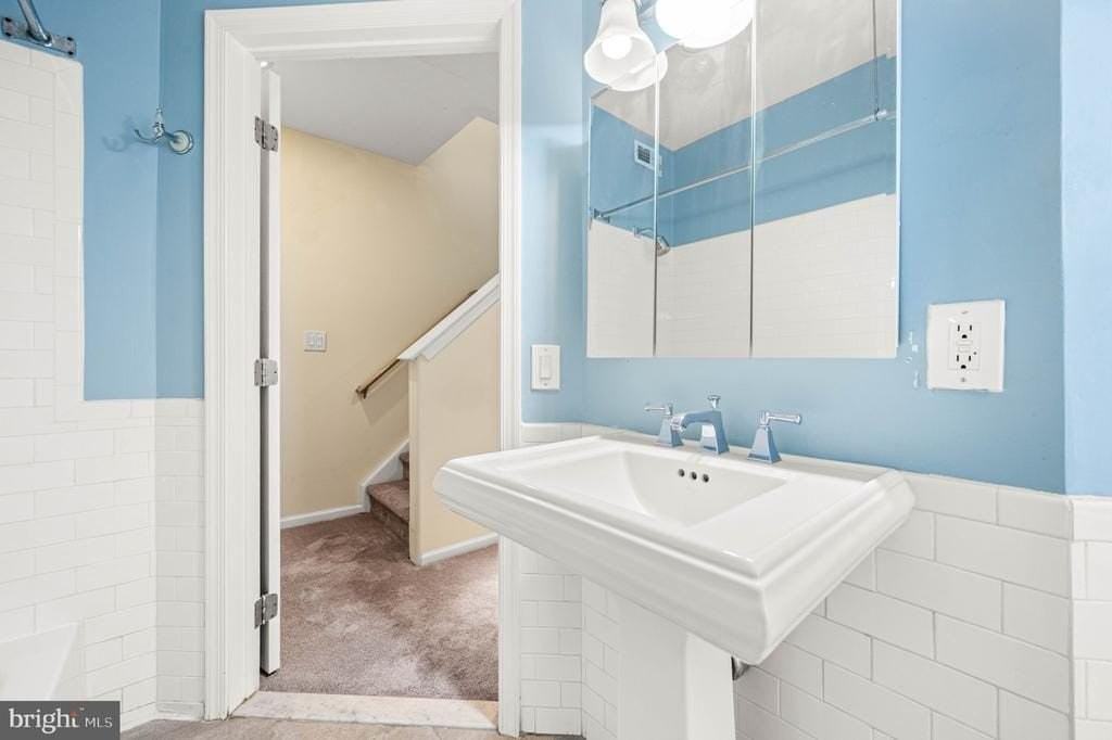 1027 N 4th St #P - Photo 7 of 15