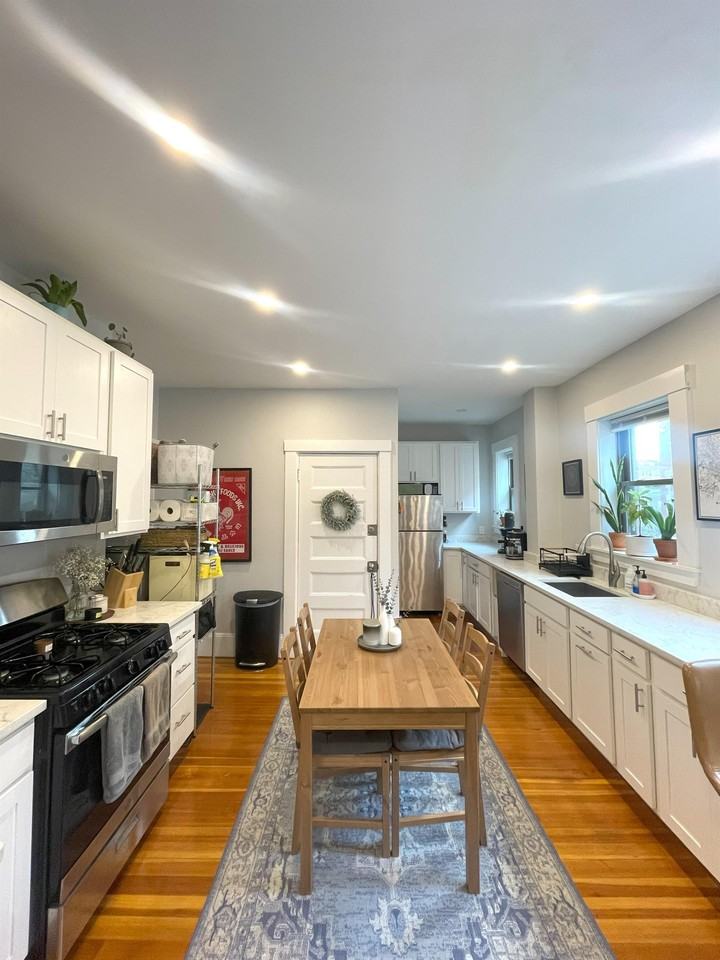2, 4, 6 Brown Terrace - Photo 4 of 23