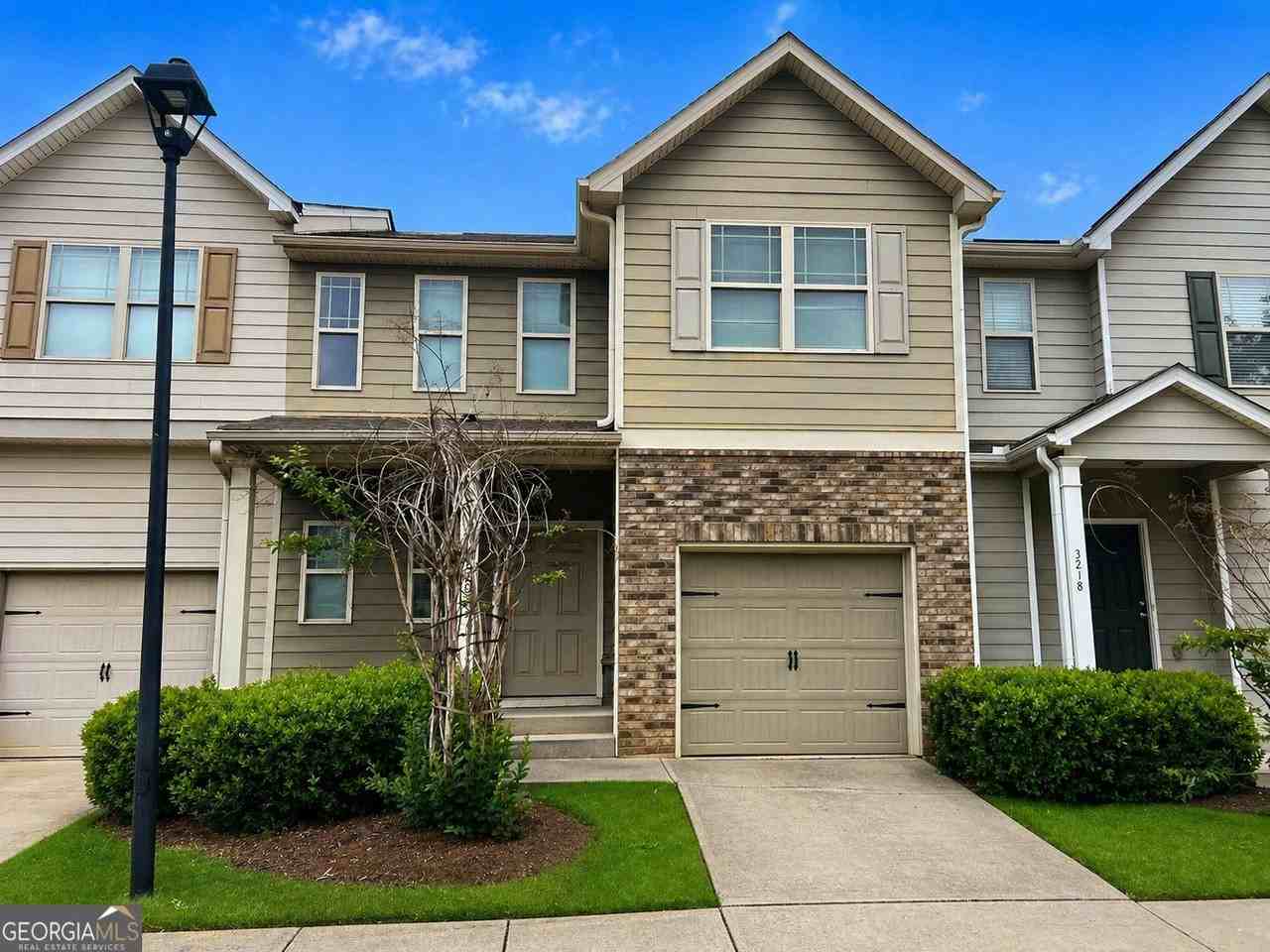 3220 Blue Springs Trce Nw