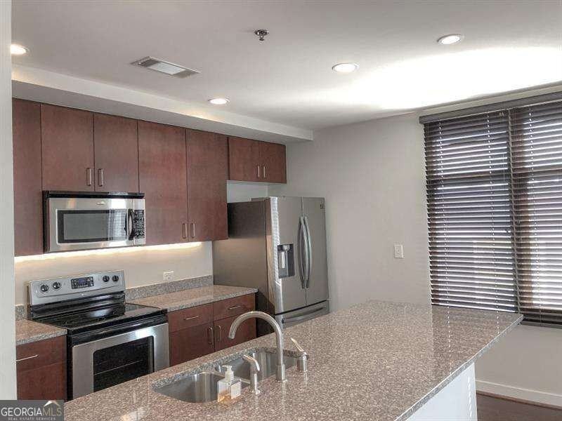 565 Peachtree St Ne #1104 - Photo 3 of 23