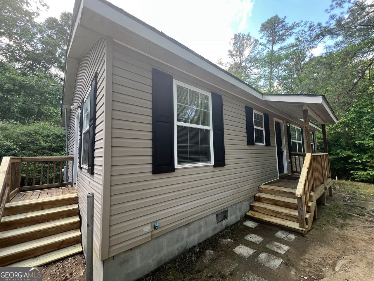 103 Sycamore Dr - Photo 2 of 13