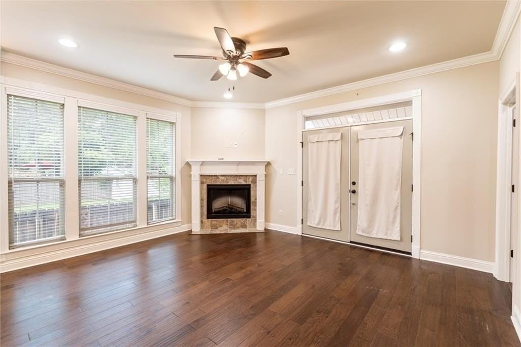 1056 Linlen Ave - Photo 7 of 22