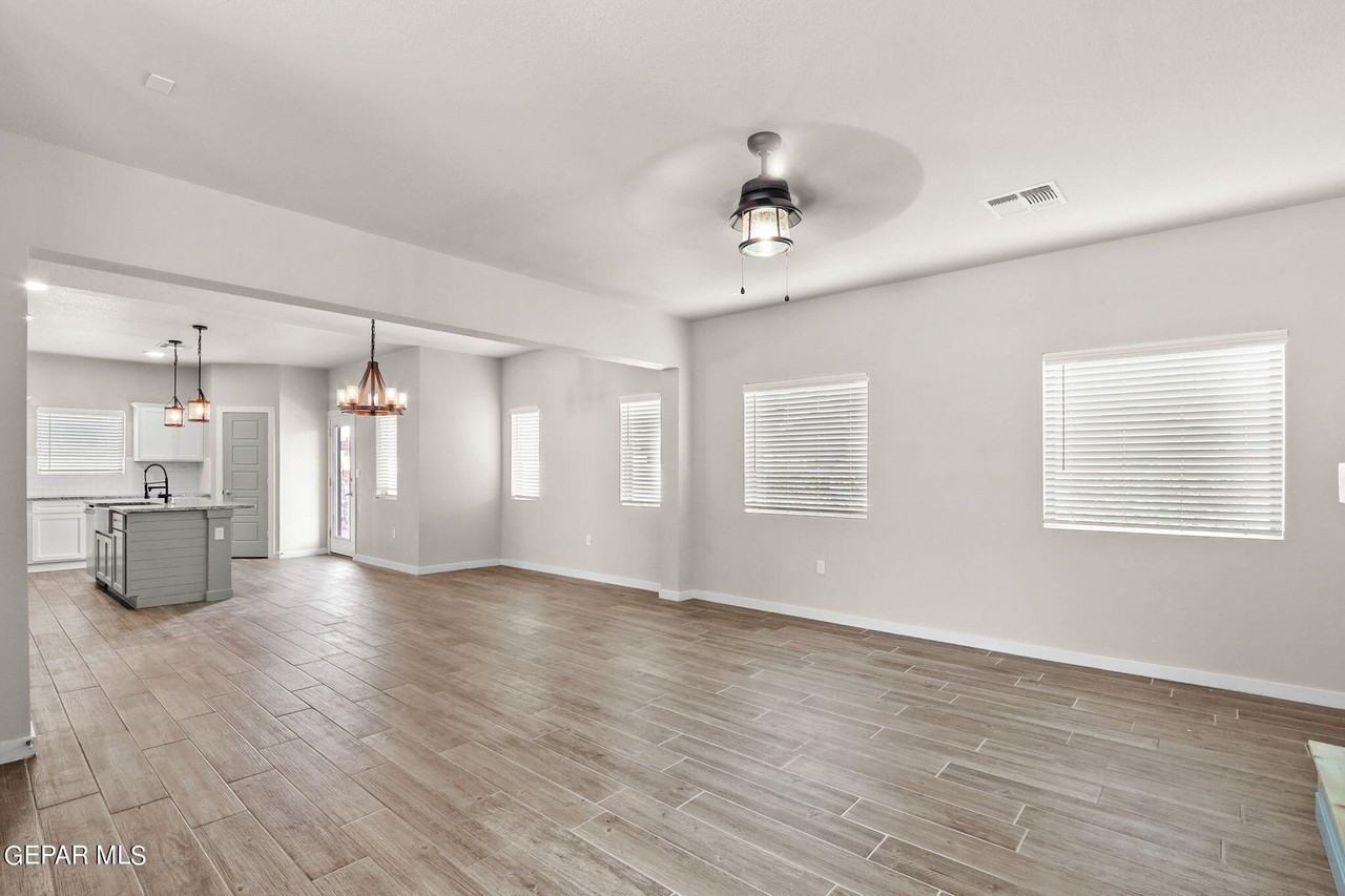 14708 Tierra Garcia Dr - Photo 6 of 44