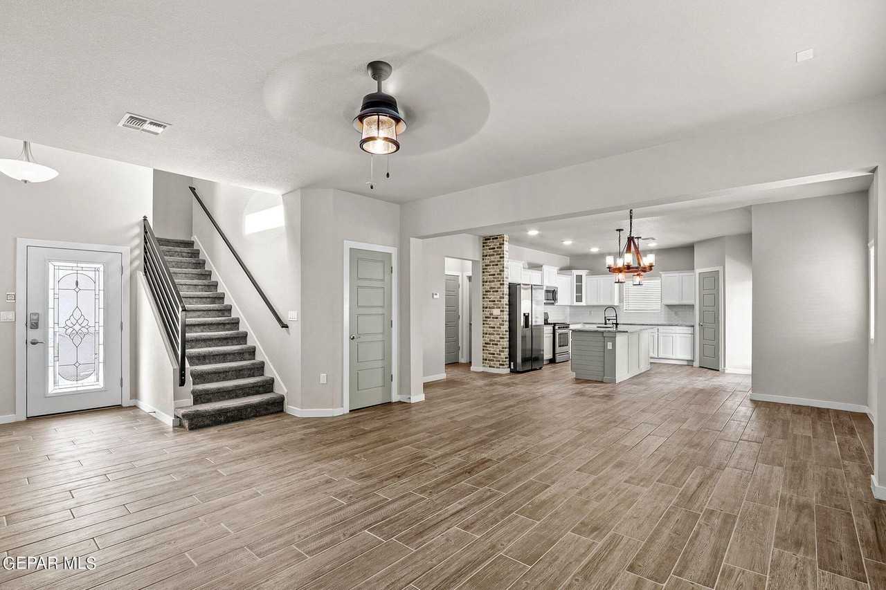 14708 Tierra Garcia Dr - Photo 7 of 44