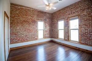 featured image of 819 1st Ave S