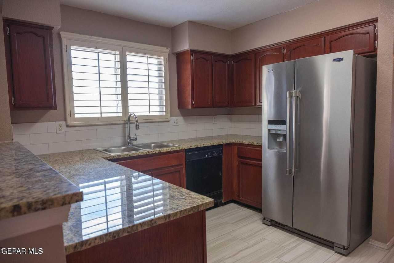 12508 Tierra Cuervo Dr - Photo 6 of 20