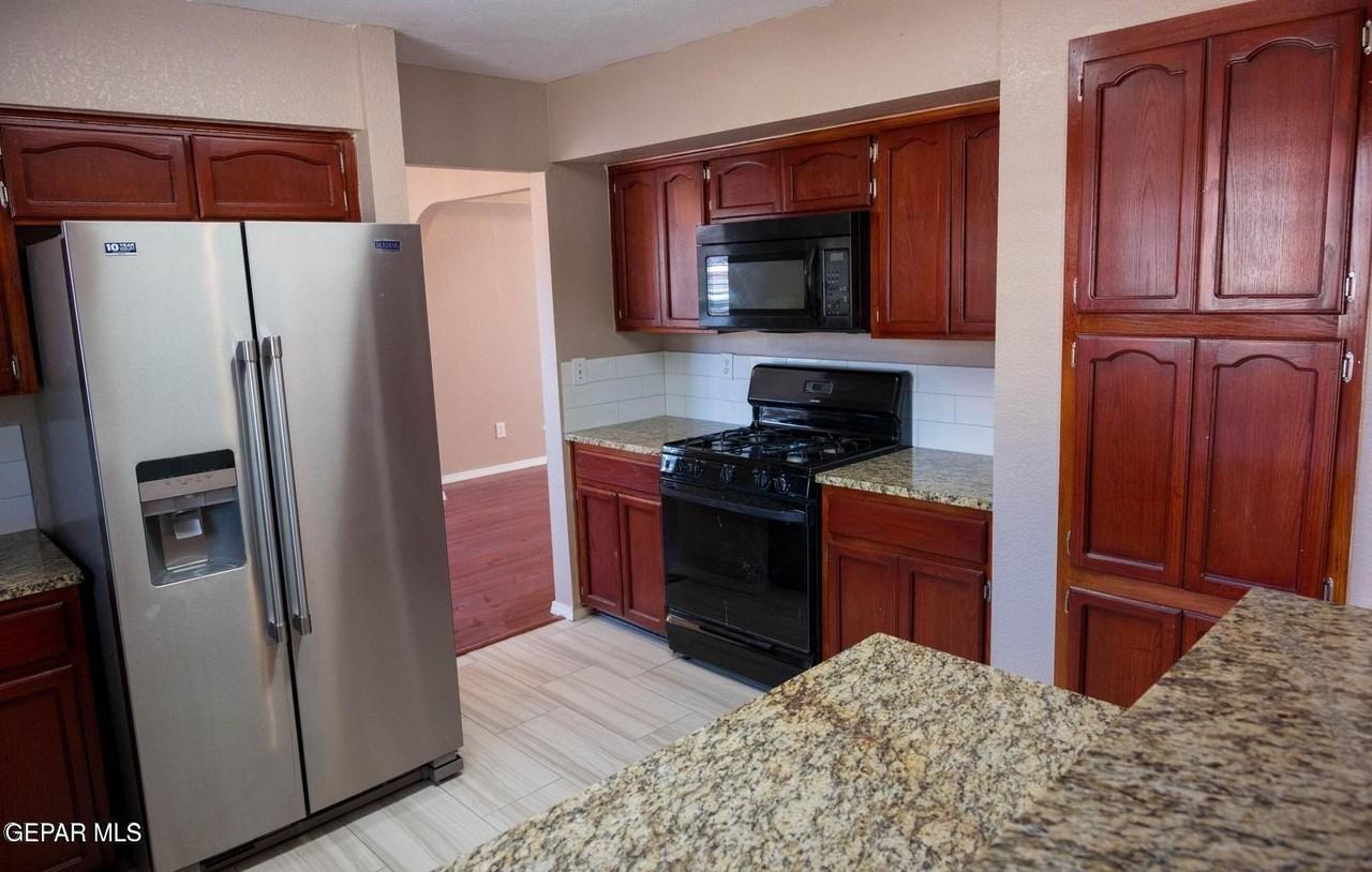 12508 Tierra Cuervo Dr - Photo 7 of 20