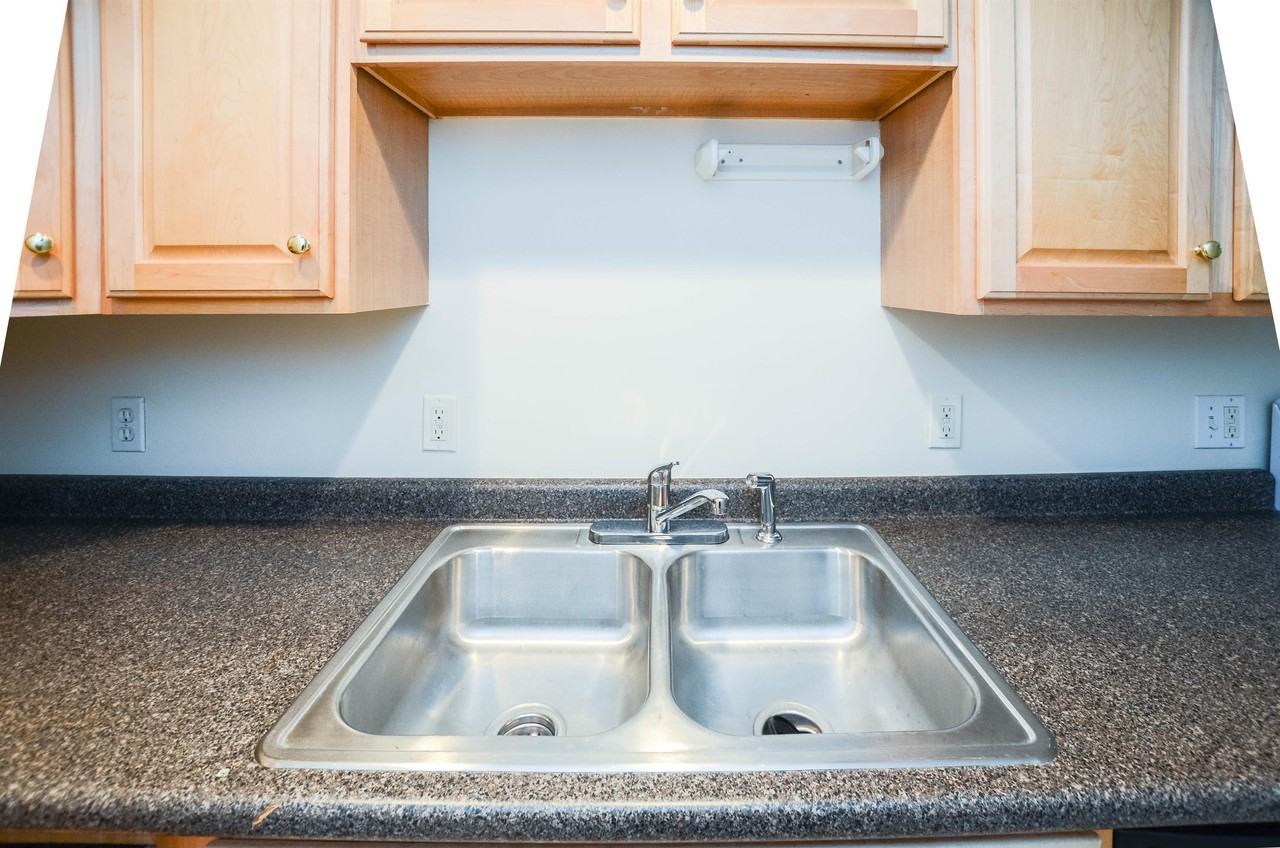 71 GROVE STREET - Photo 6 of 24