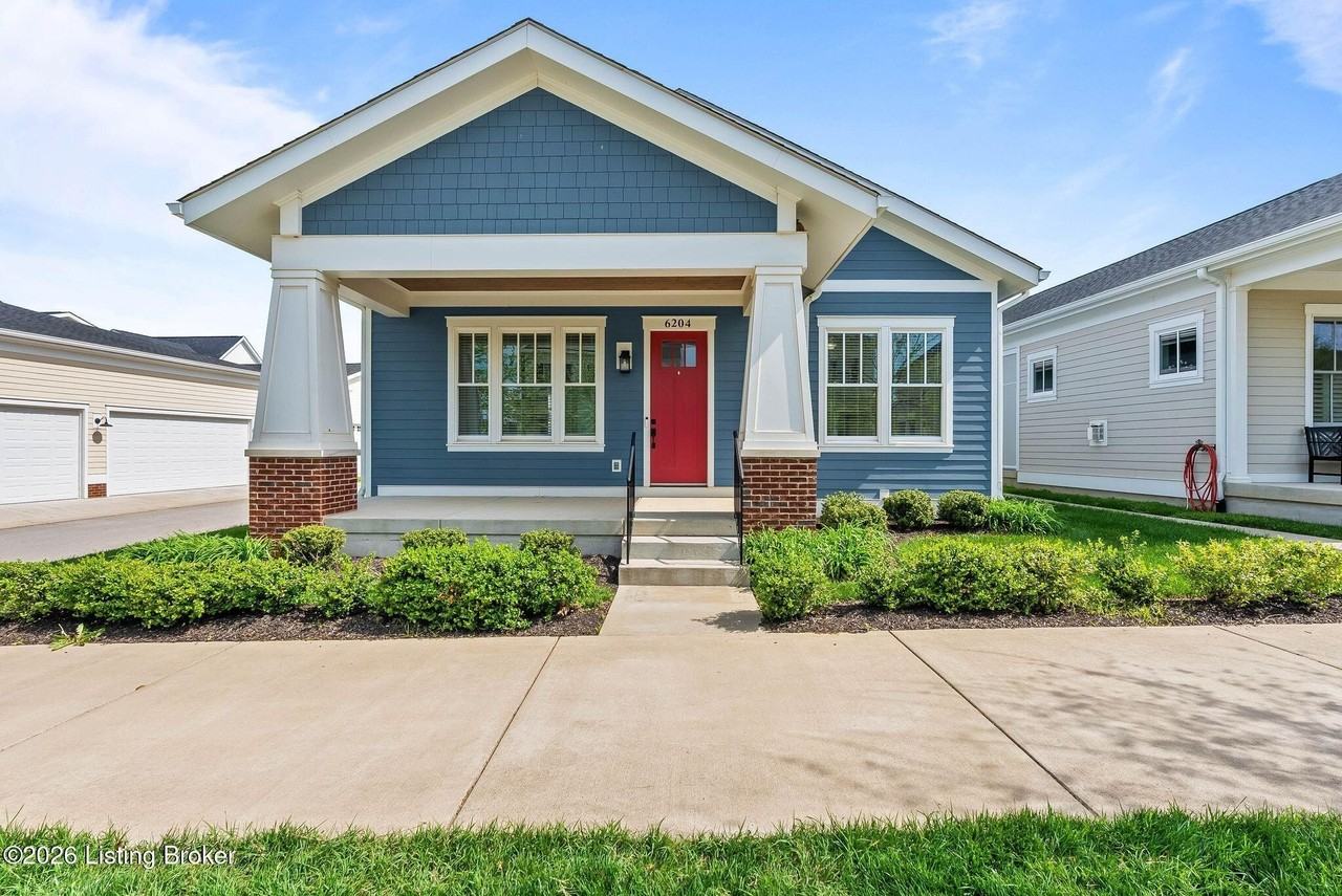 6204 Moonseed St