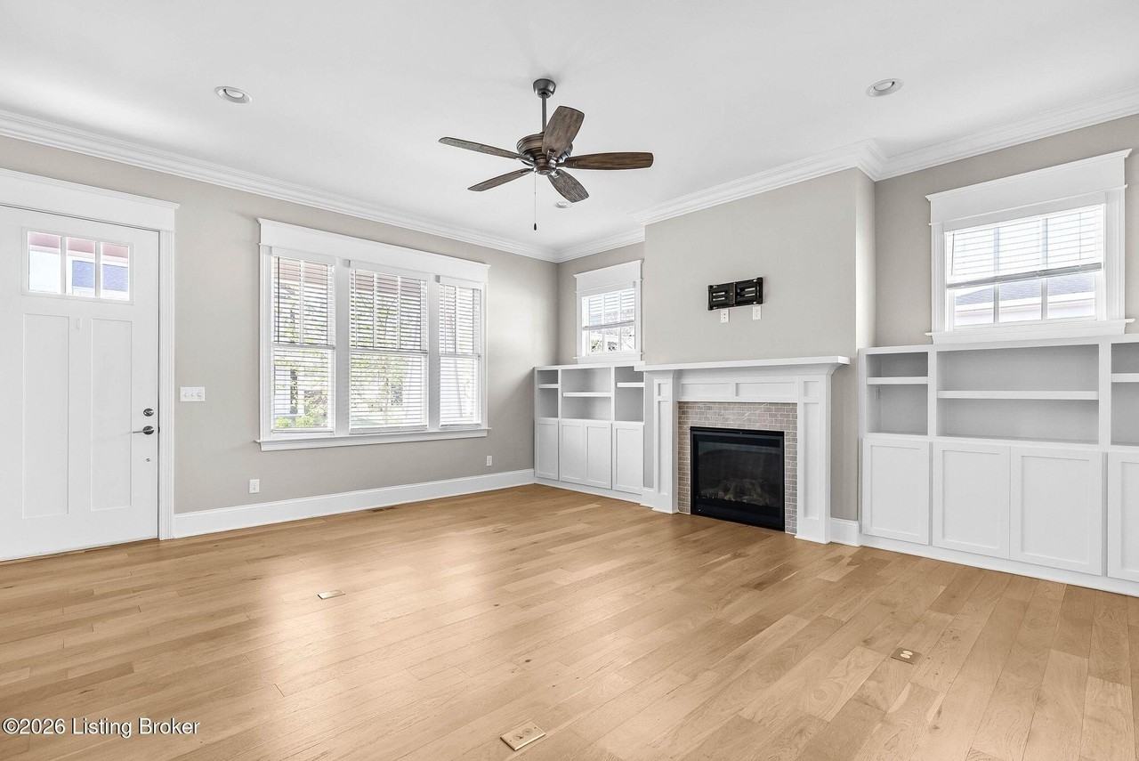6204 Moonseed St - Photo 6 of 50